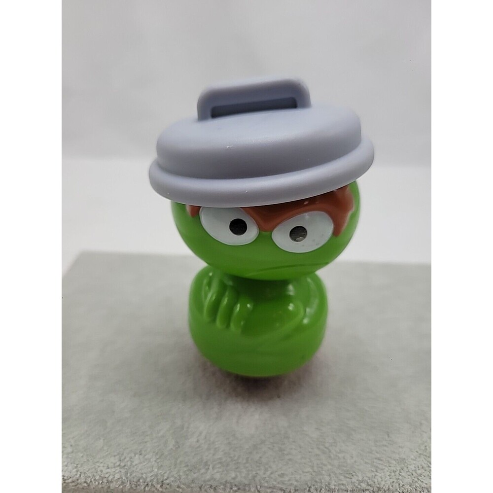 Oscar the Grouch Rolly Polly Wobbles Toy Sesame Street Kids II Inc 4"
